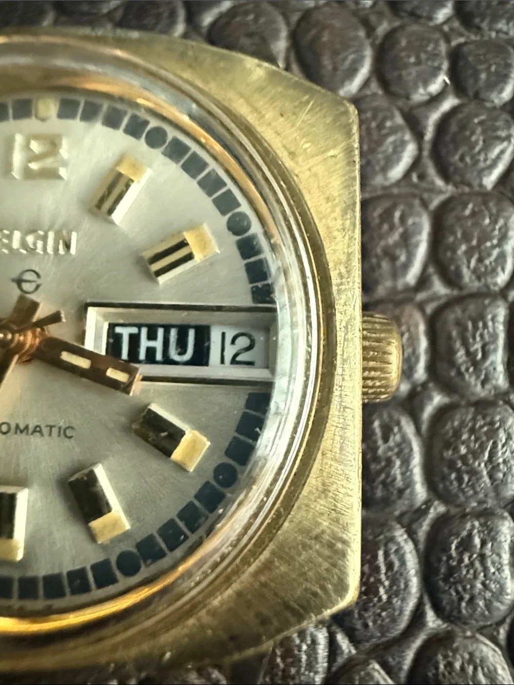 ELGIN Automatic Day Date Swiss Made Runs